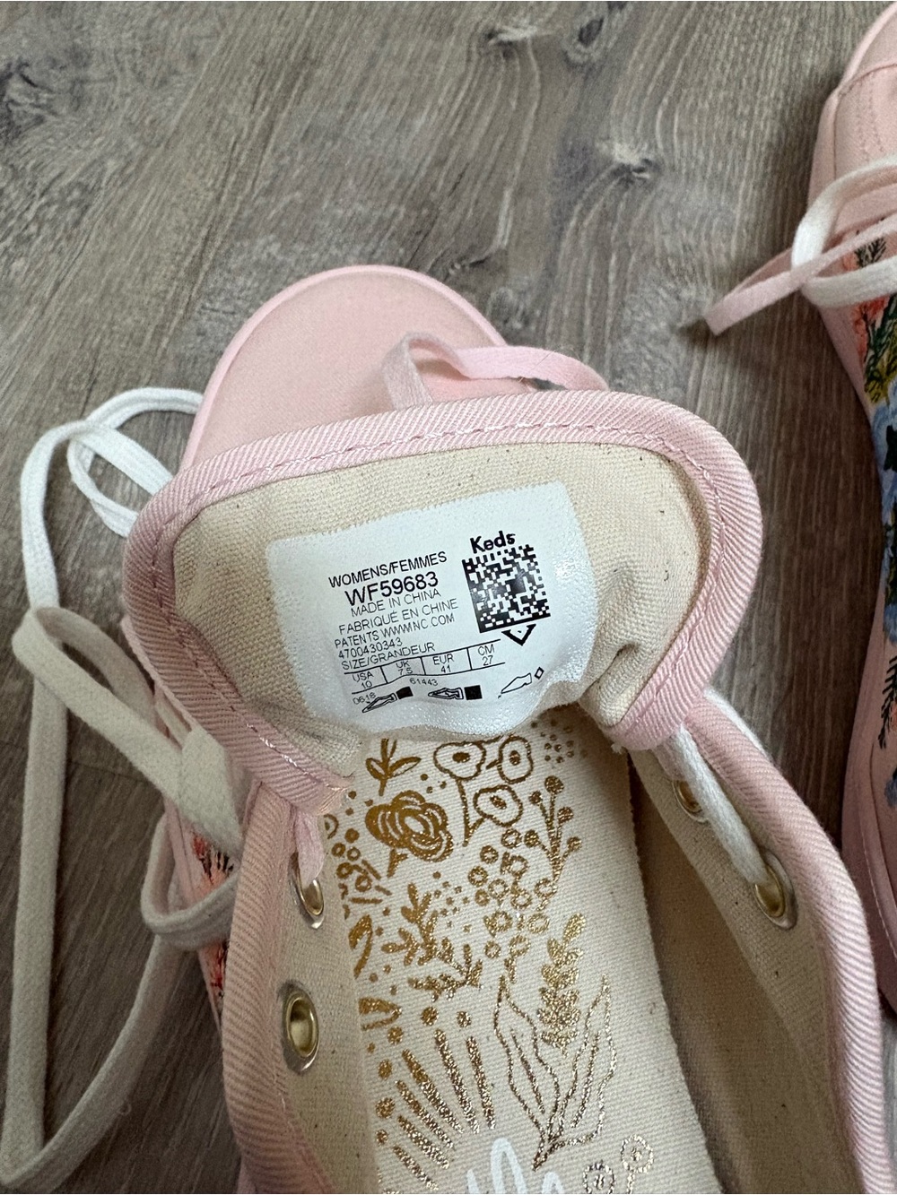 Women’s Keds X Rifle Paper Co. Embroidered Sneakers NWT - Picture 4 of 9